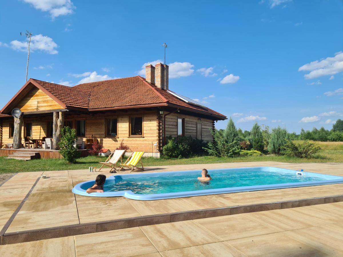 Dworek Ogrodniki, Caloroczny Dom Na Wylacznosc, Basen, Sauna, Las, Staw Rybny, Altana Grillowa, Ognisko, Pianino, Kominek, Piec Chlebowy, Duza Ogrodzona Posesja Tuczna Ngoại thất bức ảnh