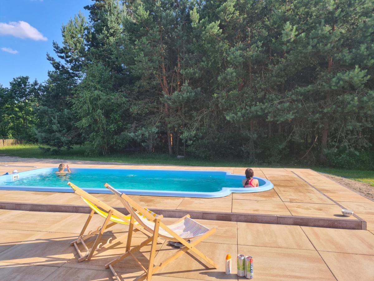 Dworek Ogrodniki, Caloroczny Dom Na Wylacznosc, Basen, Sauna, Las, Staw Rybny, Altana Grillowa, Ognisko, Pianino, Kominek, Piec Chlebowy, Duza Ogrodzona Posesja Tuczna Ngoại thất bức ảnh